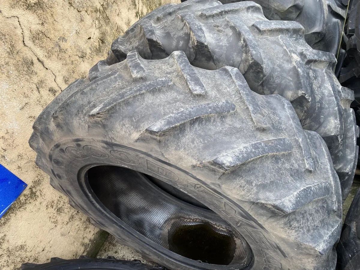16.9R34 (420/85R34) GOODYEAR RADIALS TRACTOR TYRES - Image 1
