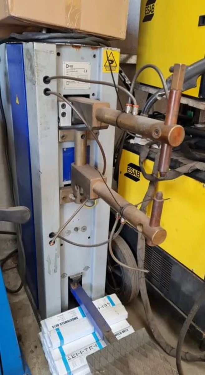 Spot Welding Machine - Image 1
