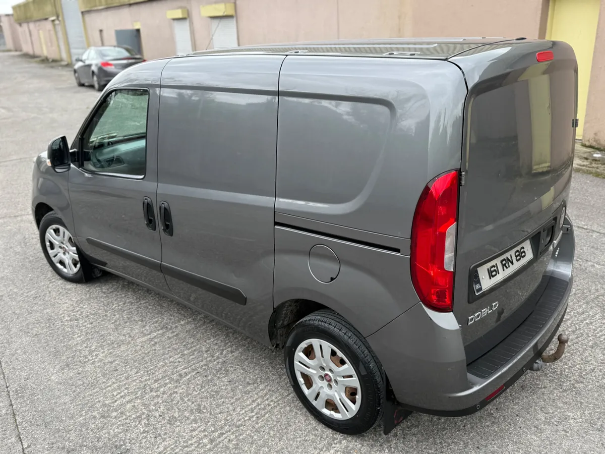 16 Fiat Doblo 1.3 TAX 7/27 DOE 5/27 - Image 4
