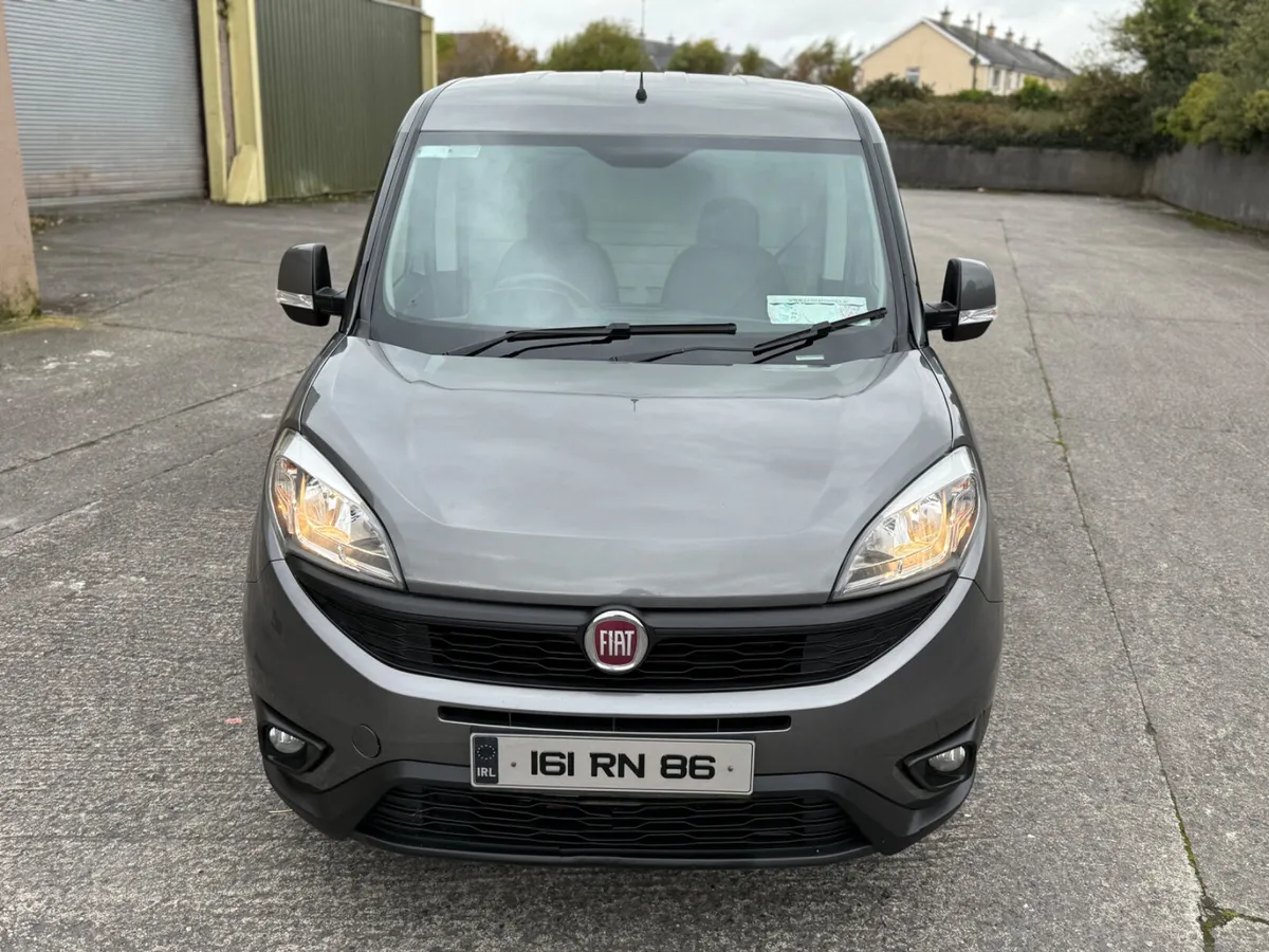 16 Fiat Doblo 1.3 TAX 7/27 DOE 5/27 - Image 2