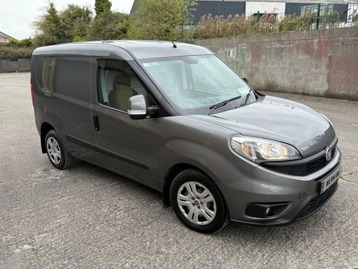 16 Fiat Doblo 1.3 TAX 7/27 DOE 5/27 - Image 1