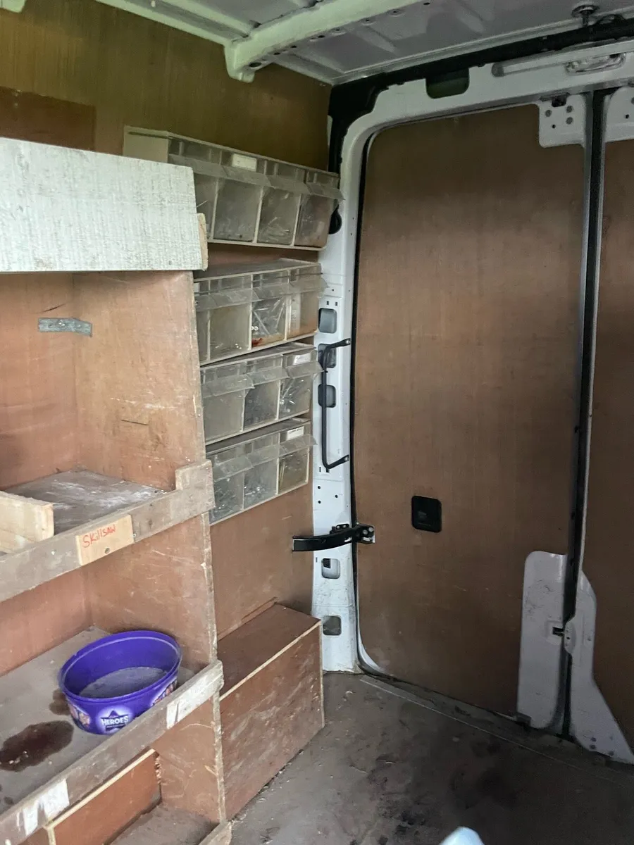 Mercedes sprinter - Image 4