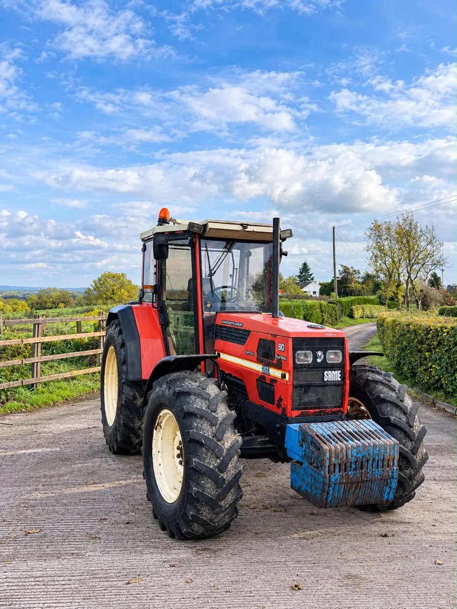 Same 90 4WD Tractor - Image 3