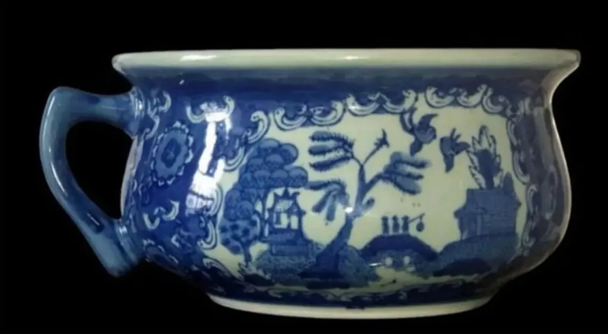 Antique Blue Willow Chamber Pot Pristine - Image 1