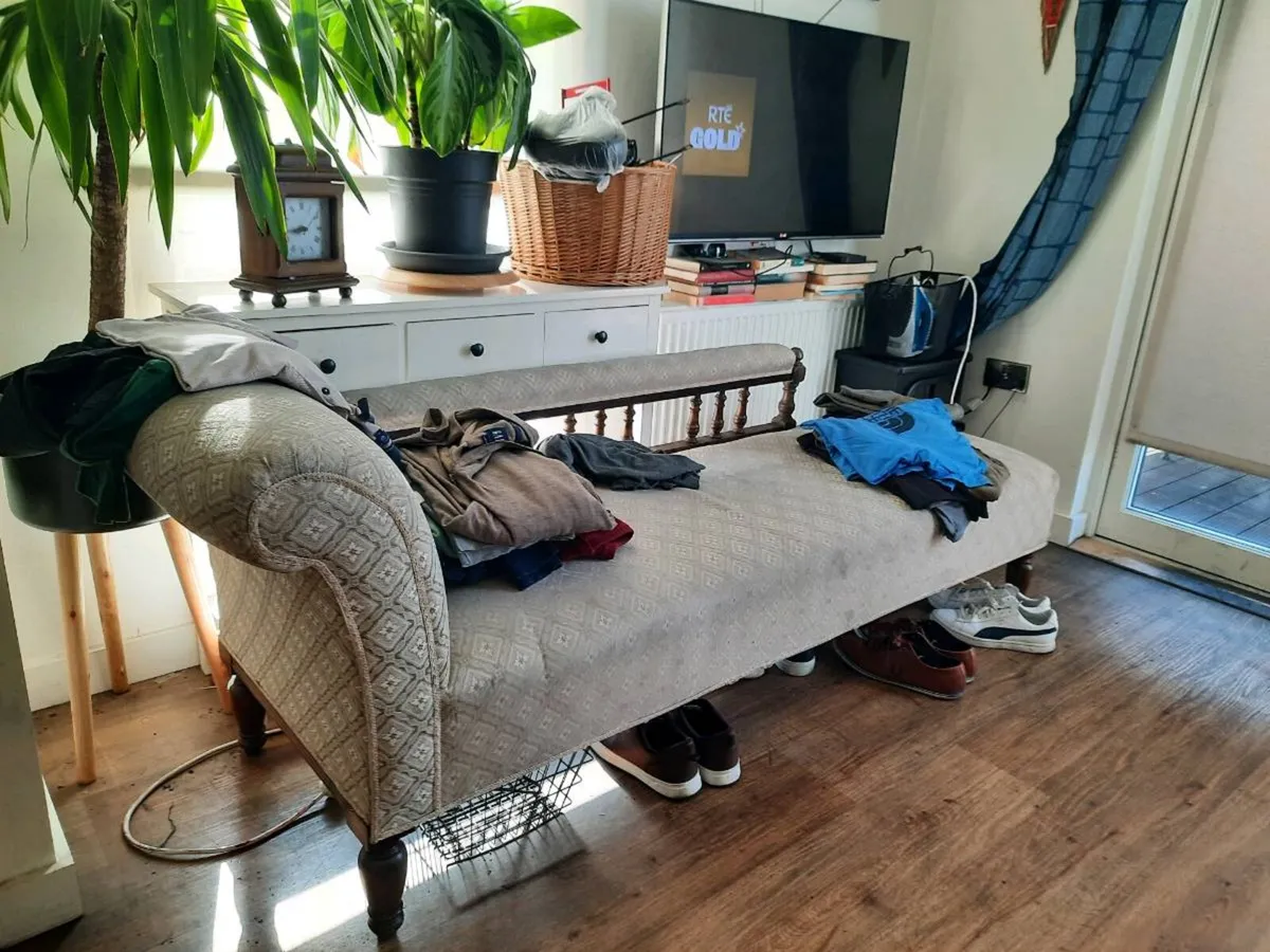Chaise lounge( can deliver) - Image 1