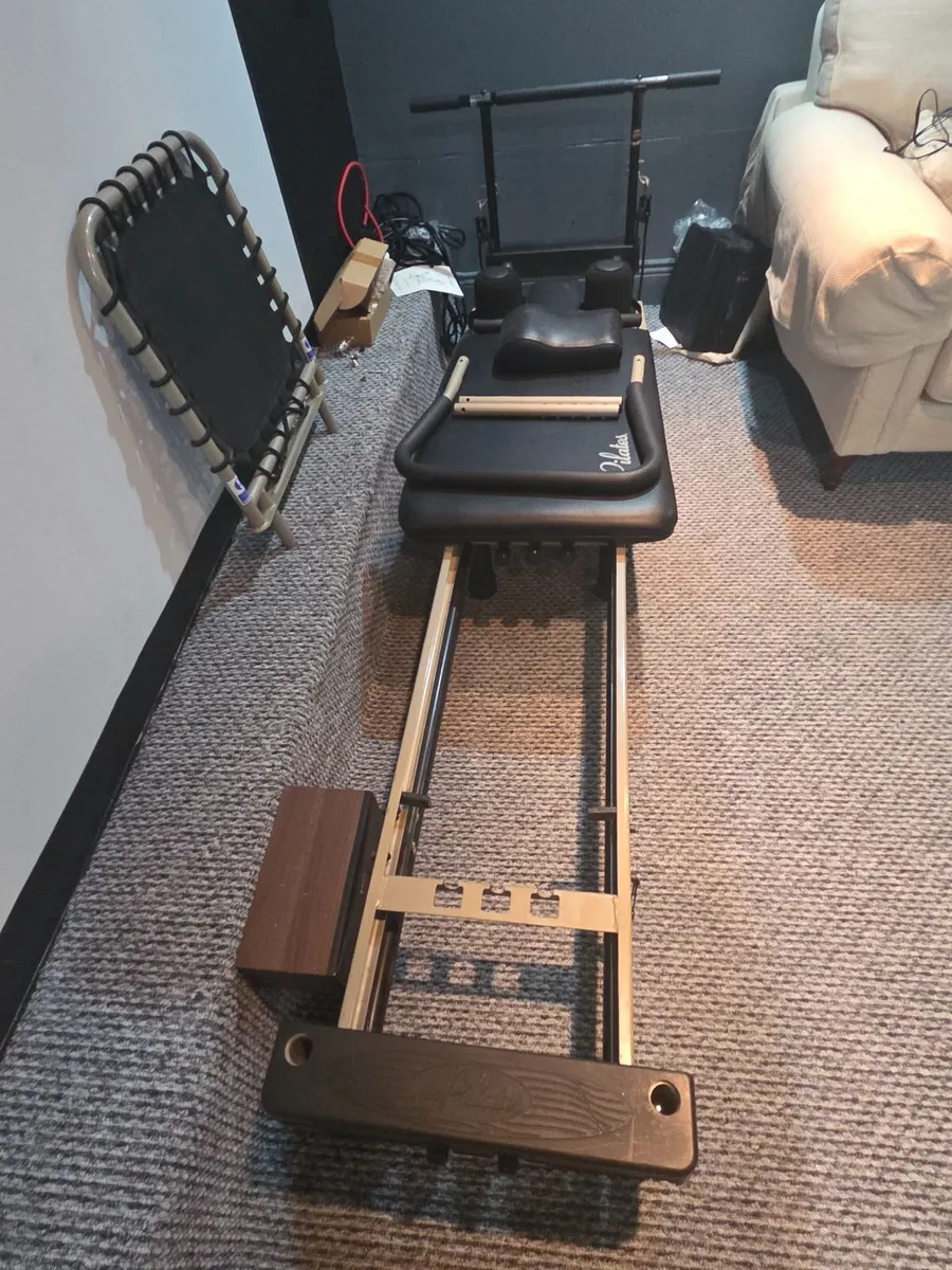 Aeropilates 3 corded Pilates Reformer with extras - Image 3