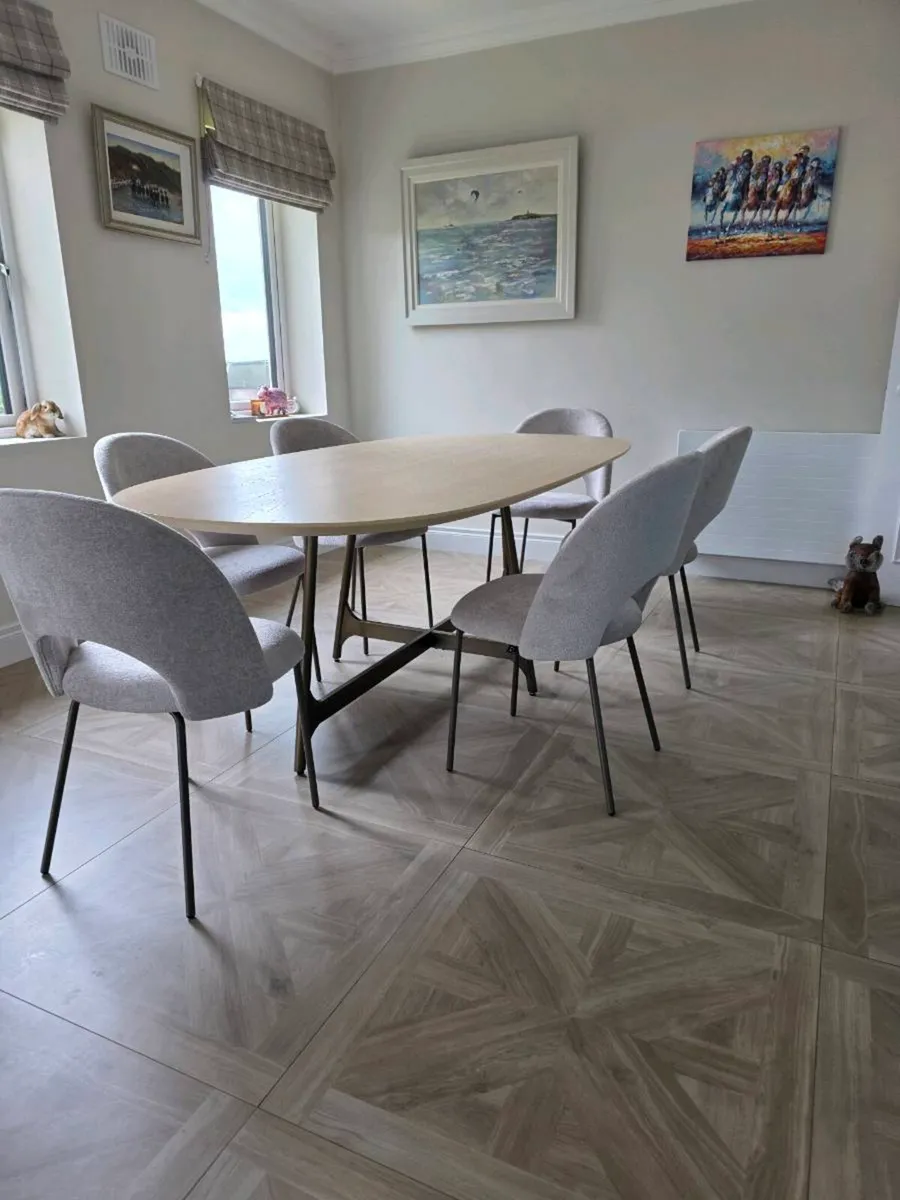 Soild Oak Table and Chairs - Image 2