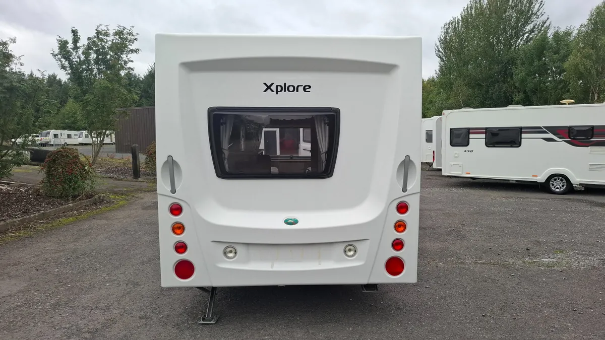 Elddis Xplore 526  6 Berth Caravan - Image 4