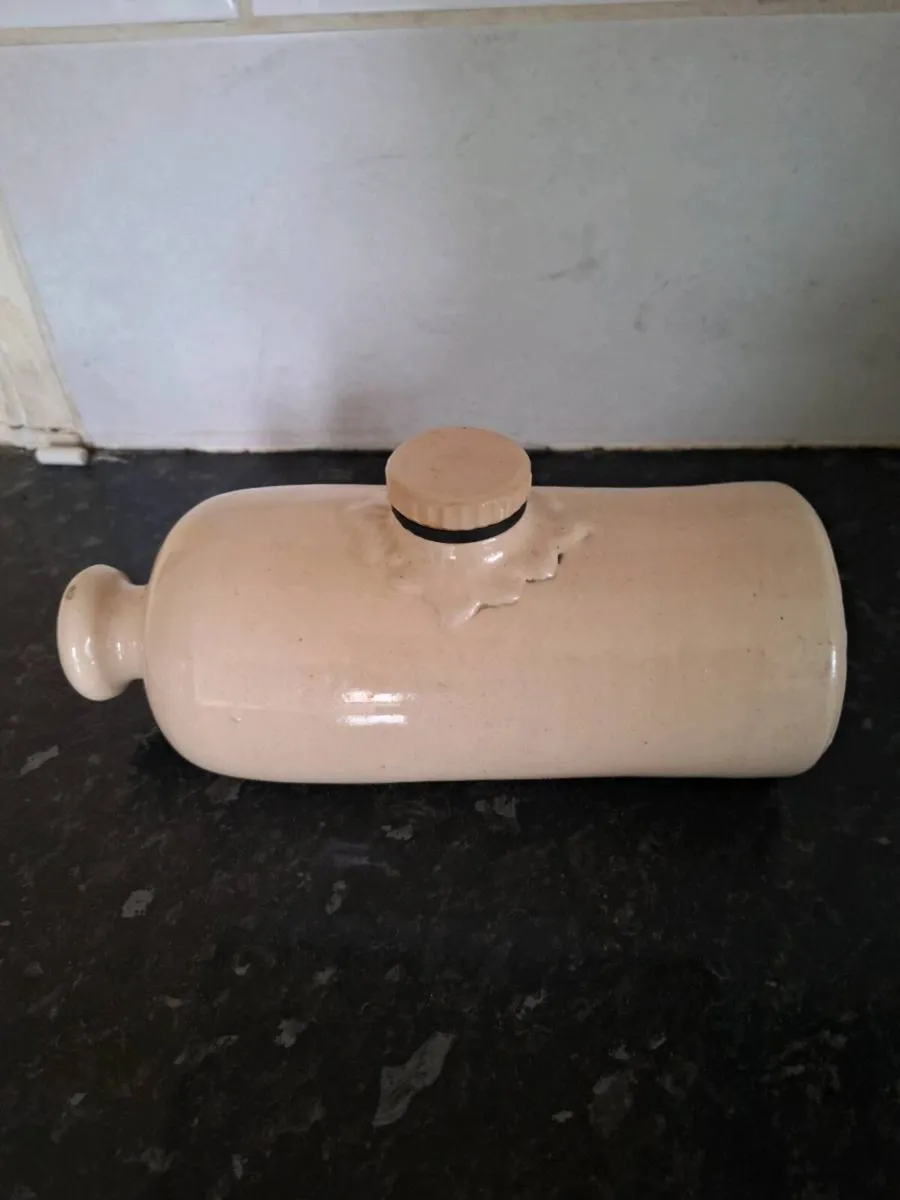 Vintage ceramic hot water bottle - Image 1