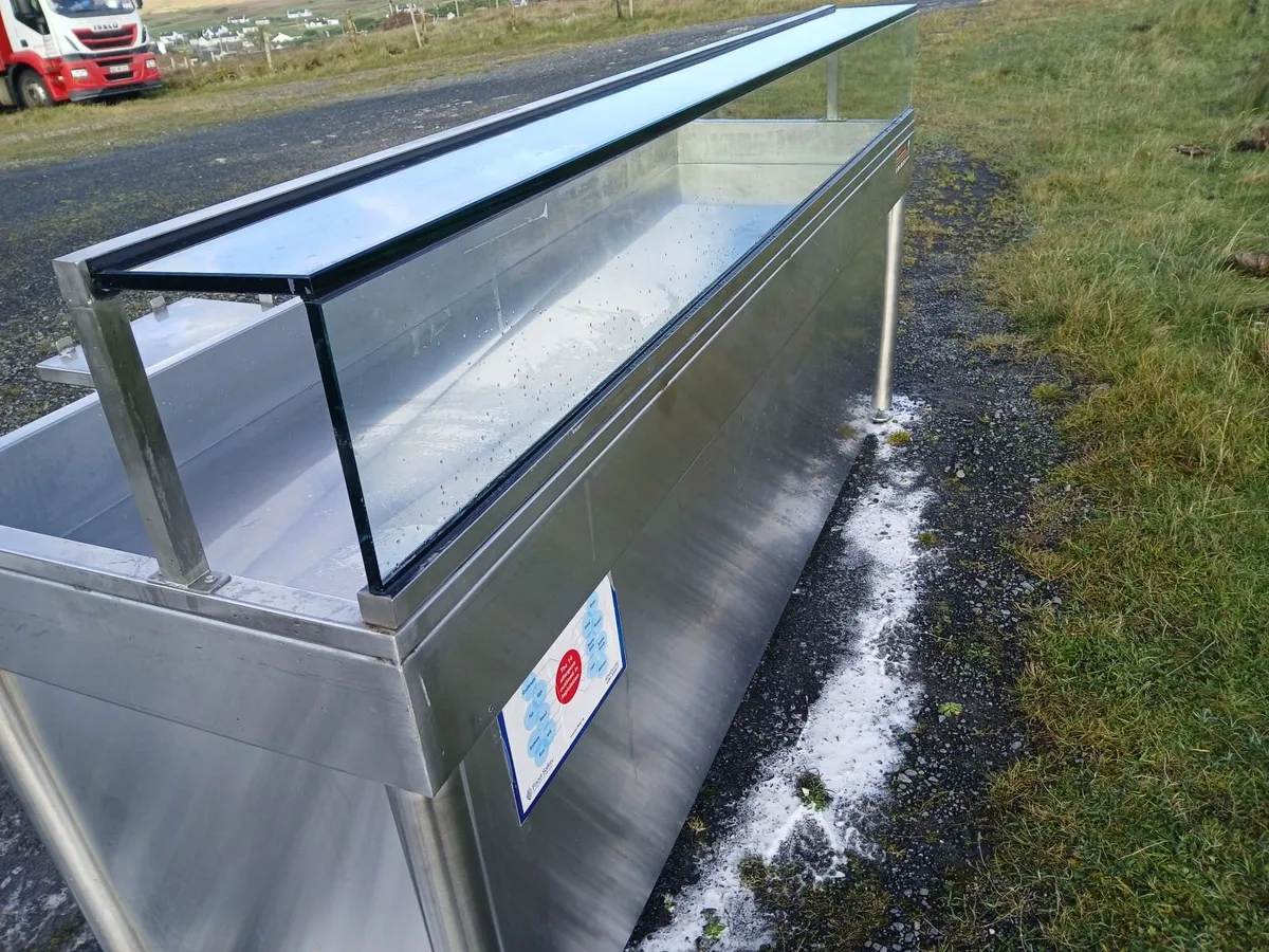Stainless steel fish display cabbinet delivered - Image 3
