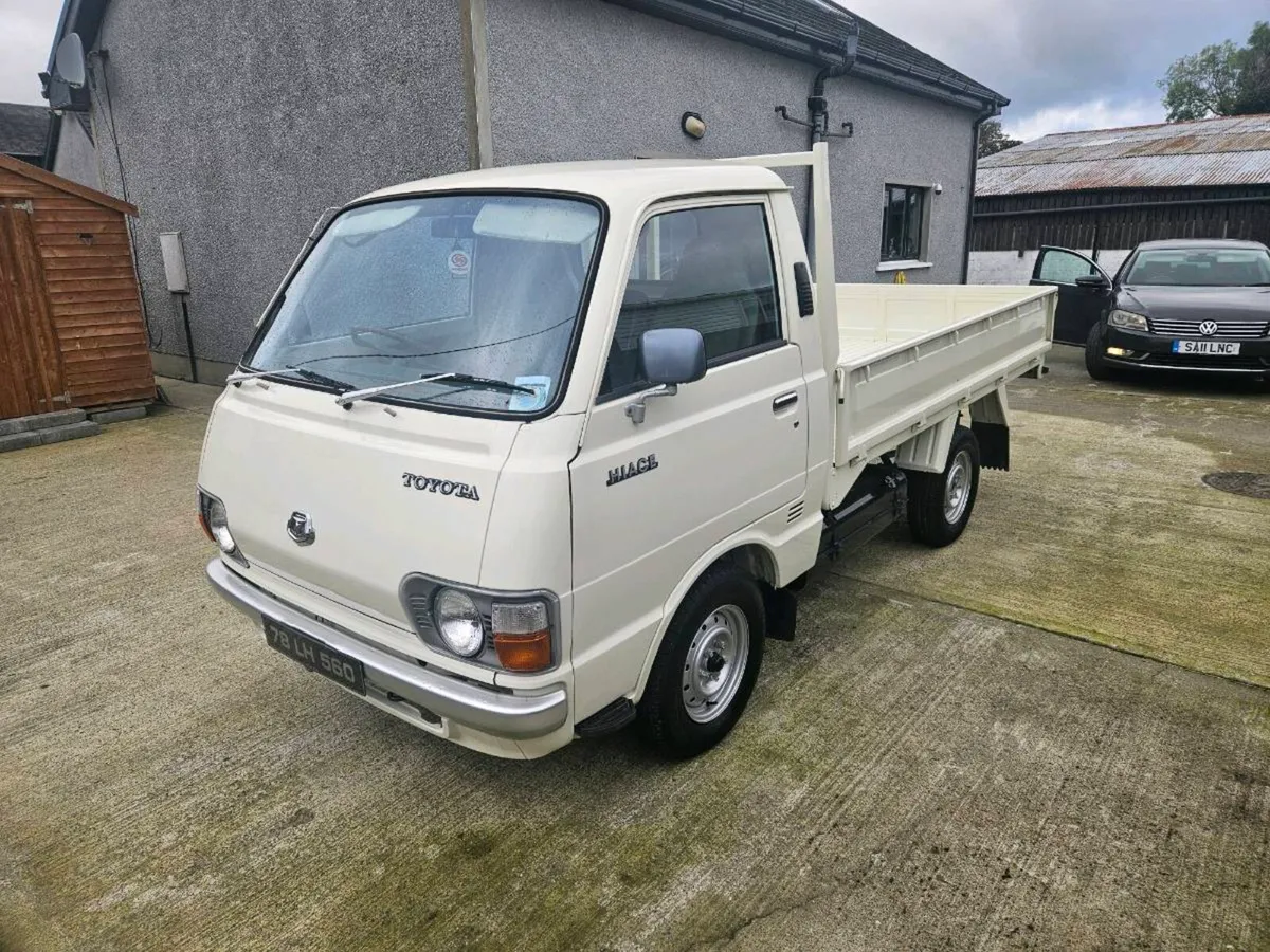 Toyota hiace - Image 2
