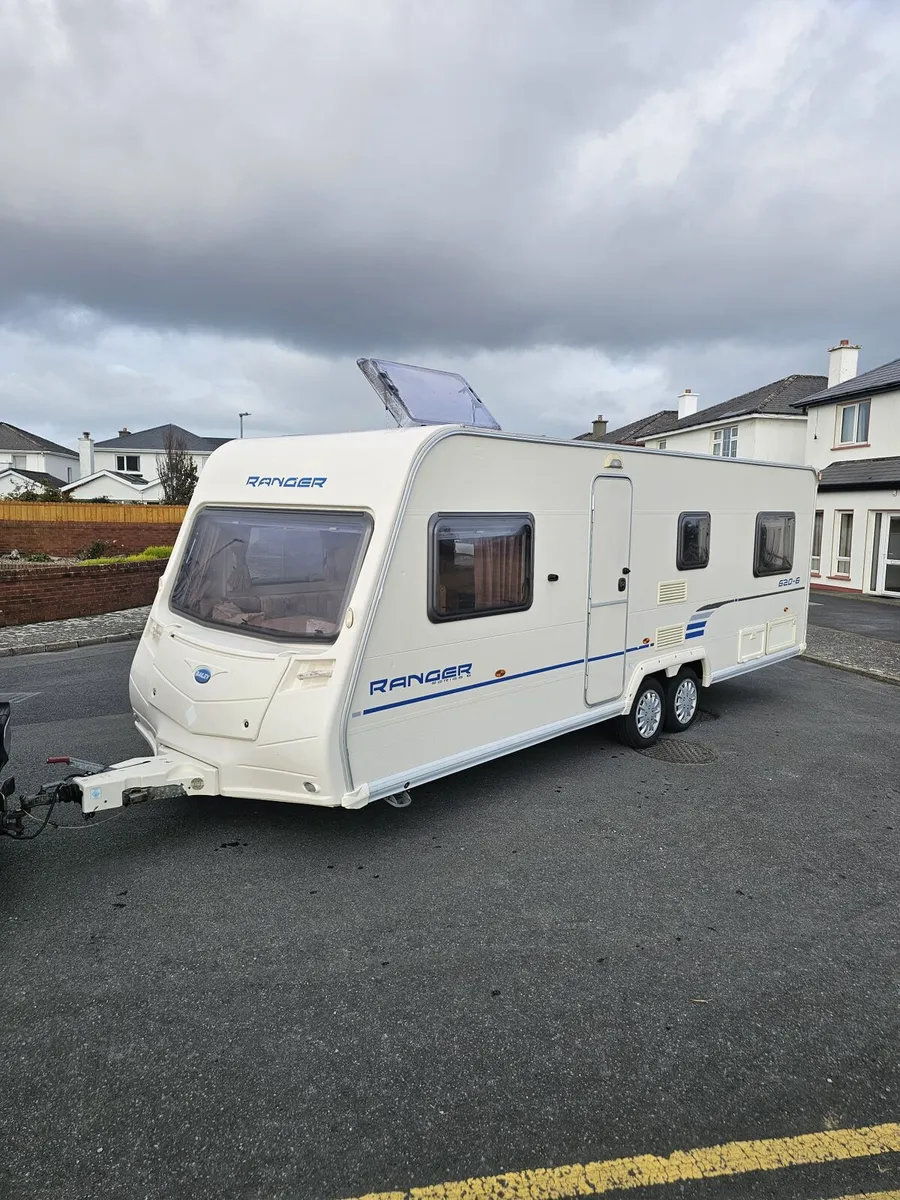 Bailey caravan 6/7 berth - Image 1