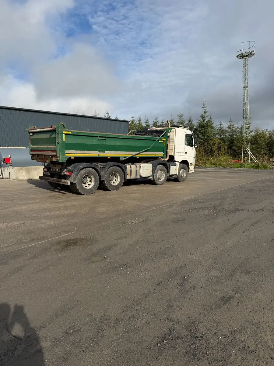 Volvo 2020 FM 13 Sleeper Cab - Image 2