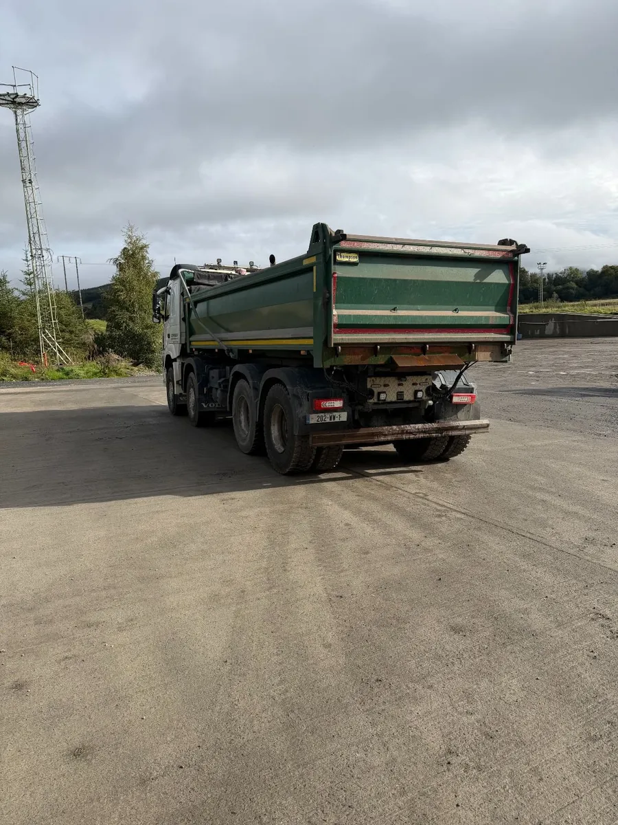 Volvo 2020 FM 13 Sleeper Cab - Image 3