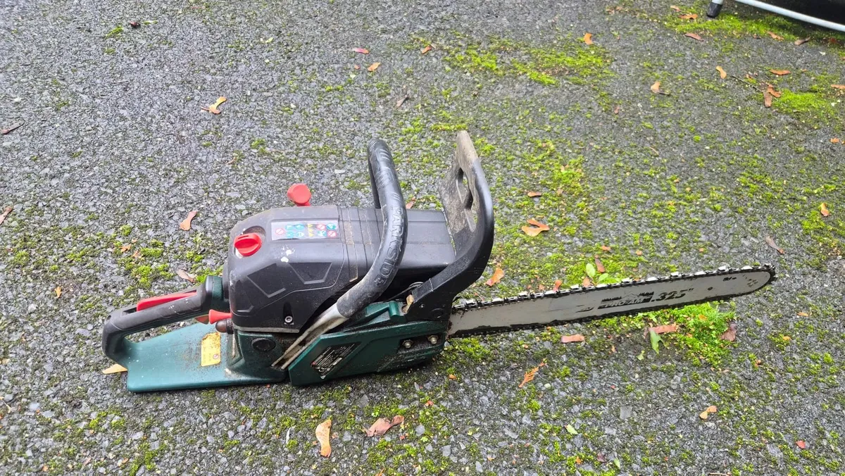 8 Nr Chainsaws & 1 Nr Hedge Trimmers - Image 4