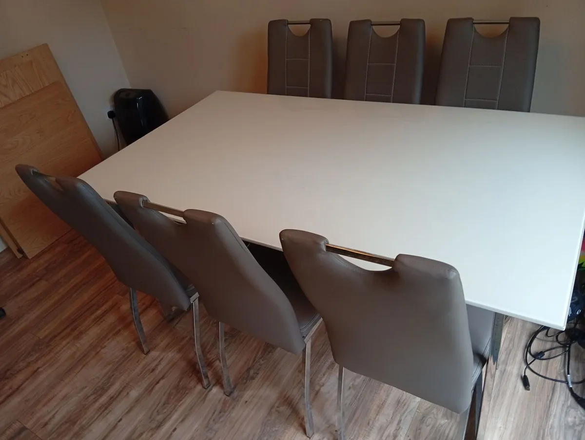 Table & 6 Chairs - Image 1