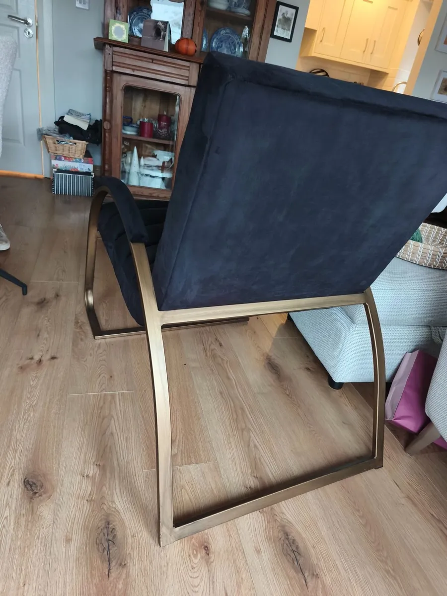 Arm chair - Image 4