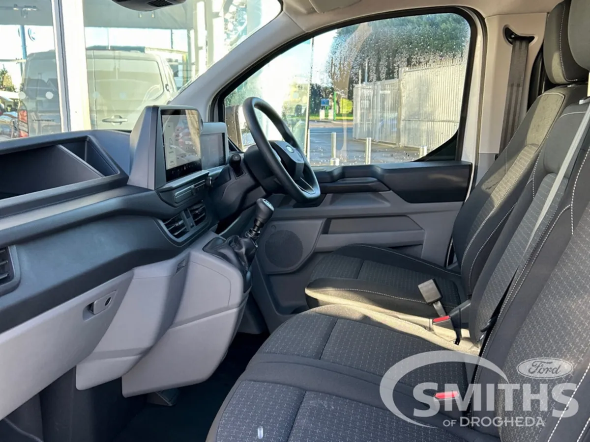 Ford Transit Custom TREND SWB 2.0 136PS **IN STOCK - Image 4