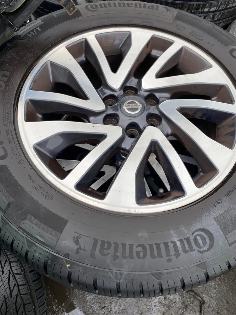 18” Nissan Alloys for Sale - Image 1
