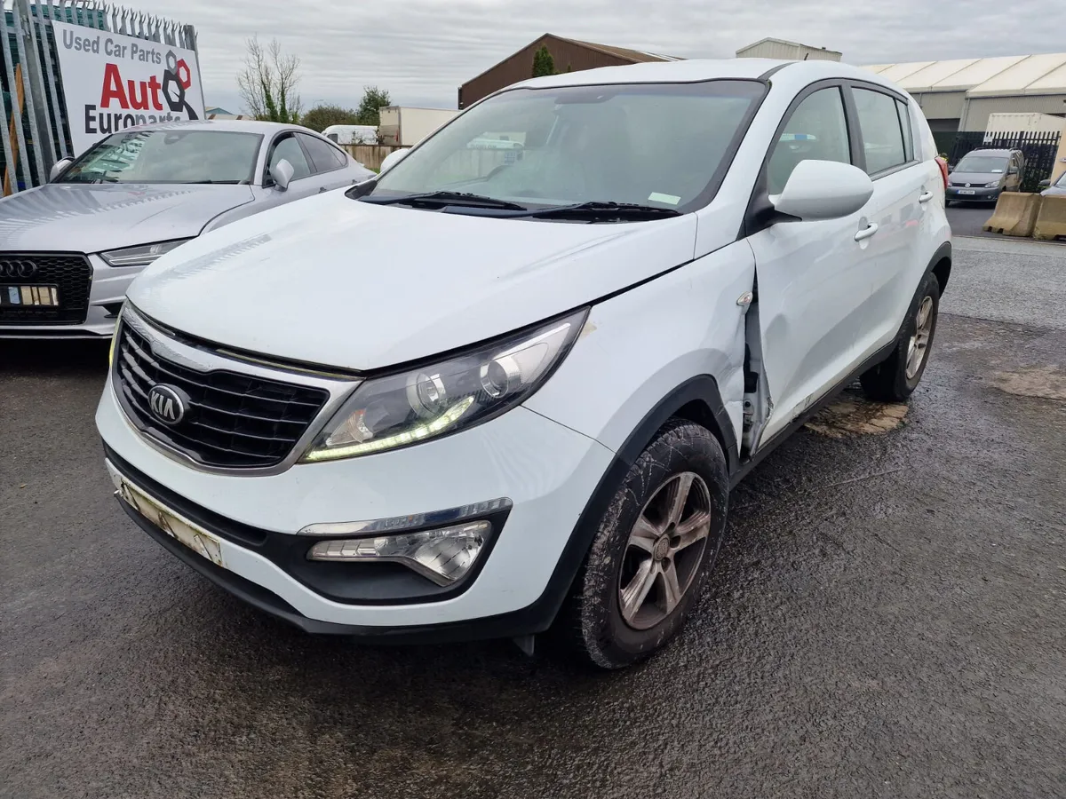 14 KIA SPORTAGE 1.7CRDI FOR BREAKING - Image 2
