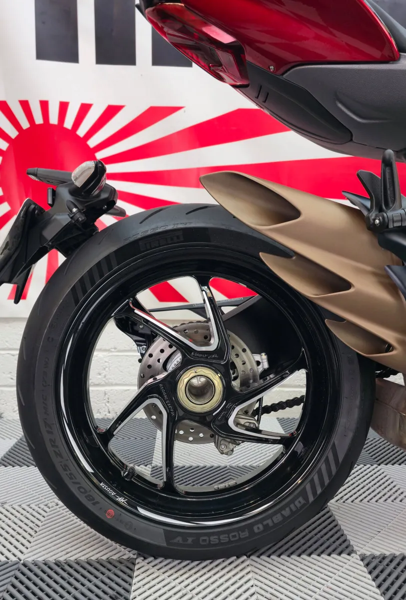 2024 MV Agusta BRUTALE 800 RR - Image 3