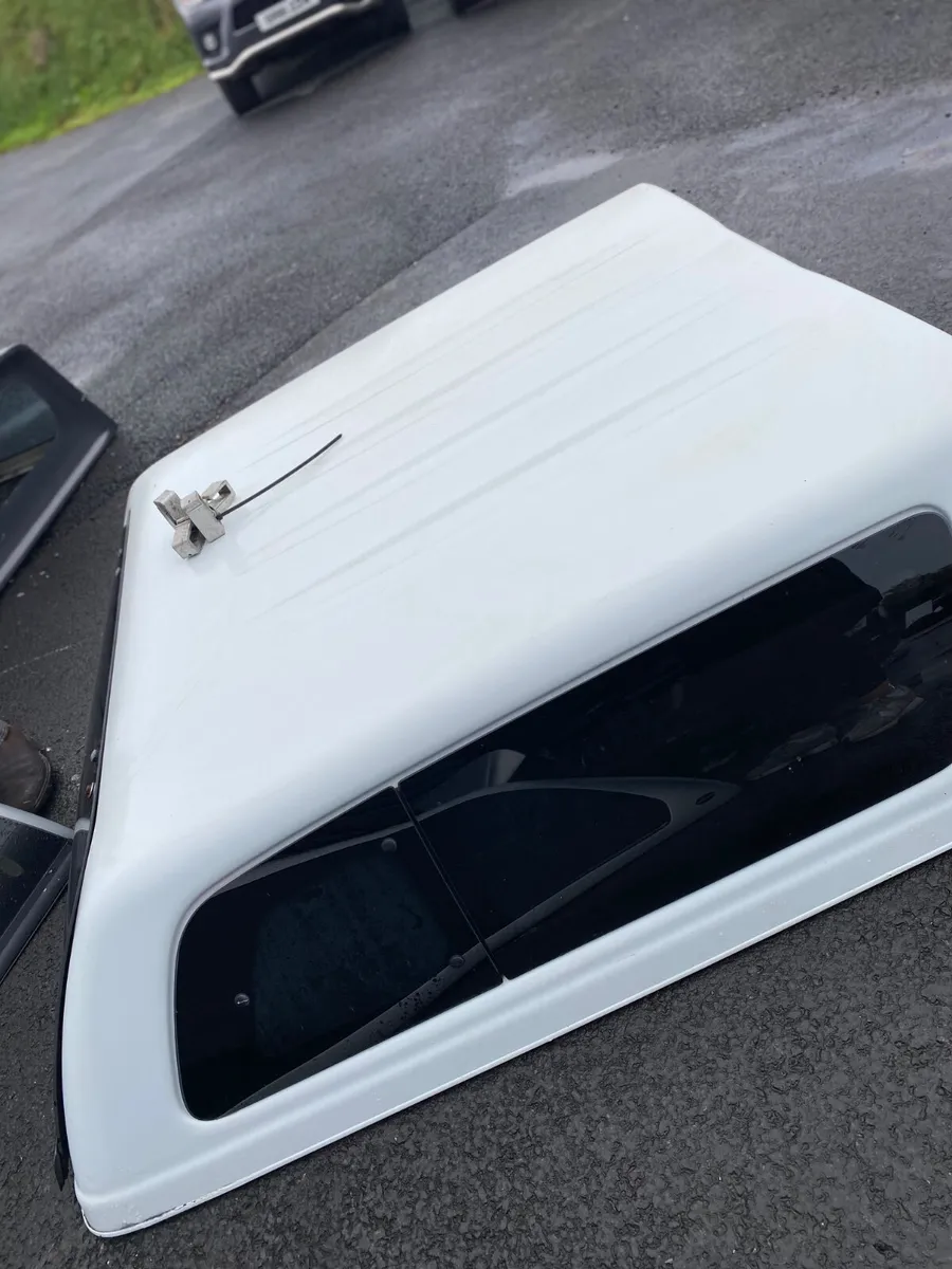2015 D-Max canopy for Sale - Image 4