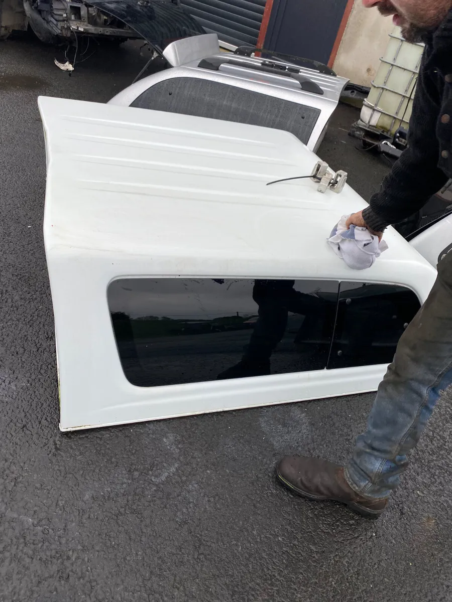 2015 D-Max canopy for Sale - Image 3