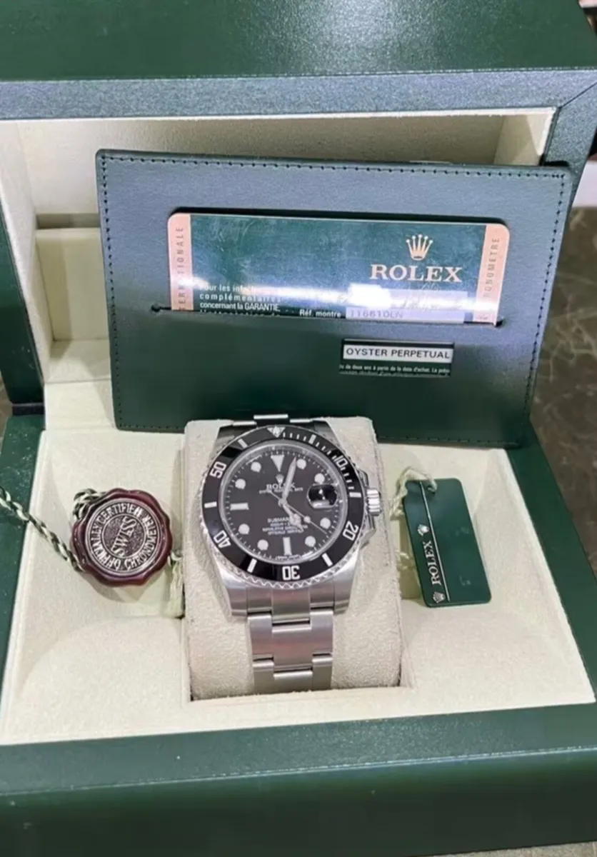 Rolex Submariner Date - Image 3