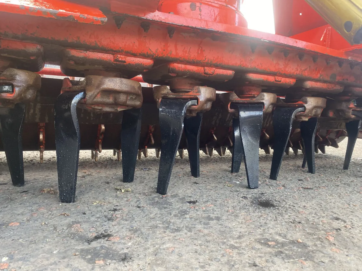 Kuhn HR3004D Power Harrow - Image 3