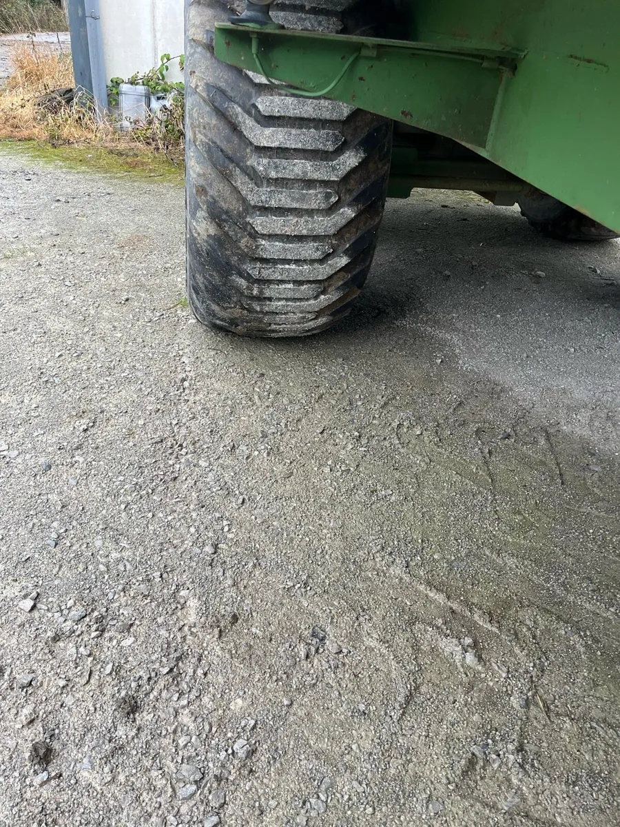 Bale trailer - Image 2