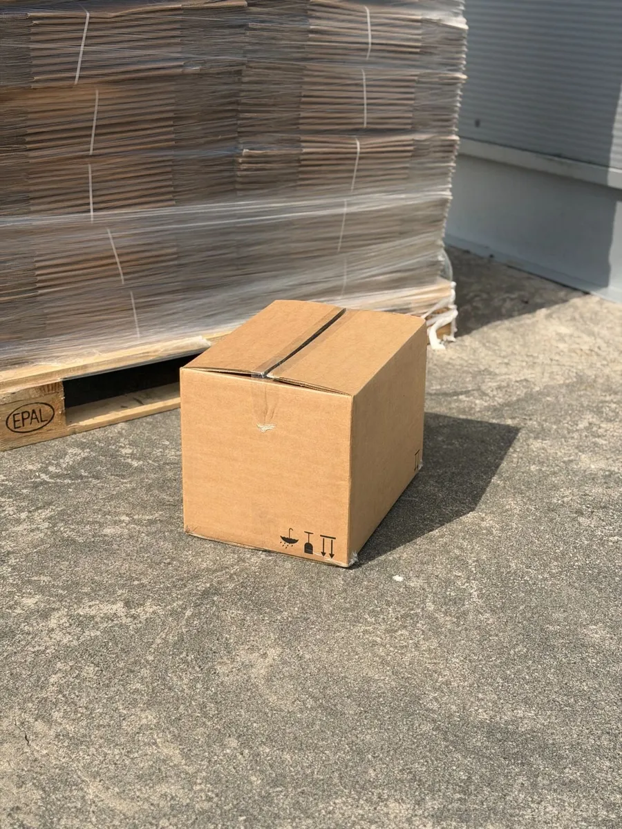 200x cardboard boxes - Image 1