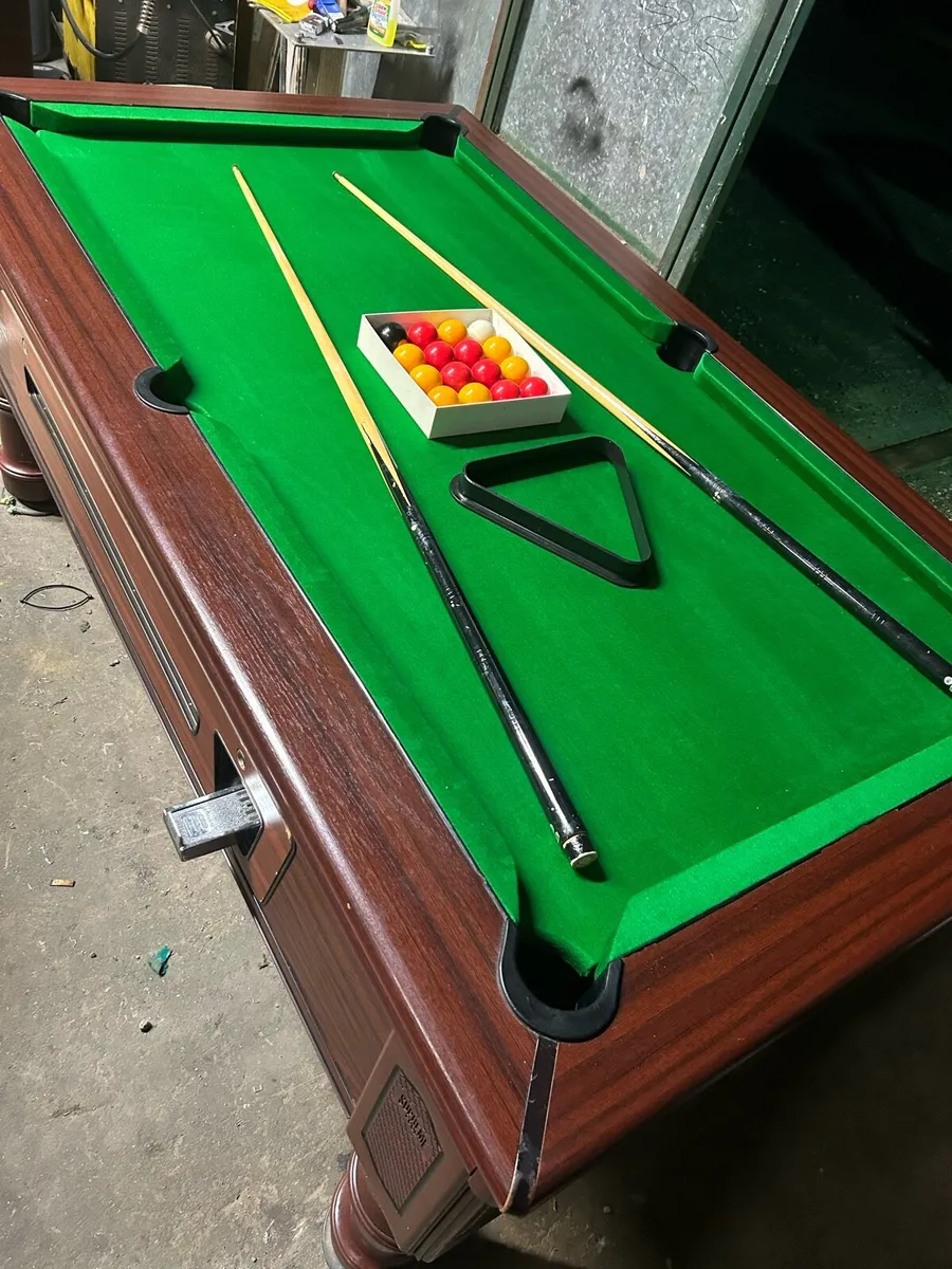 Pool table - Image 3