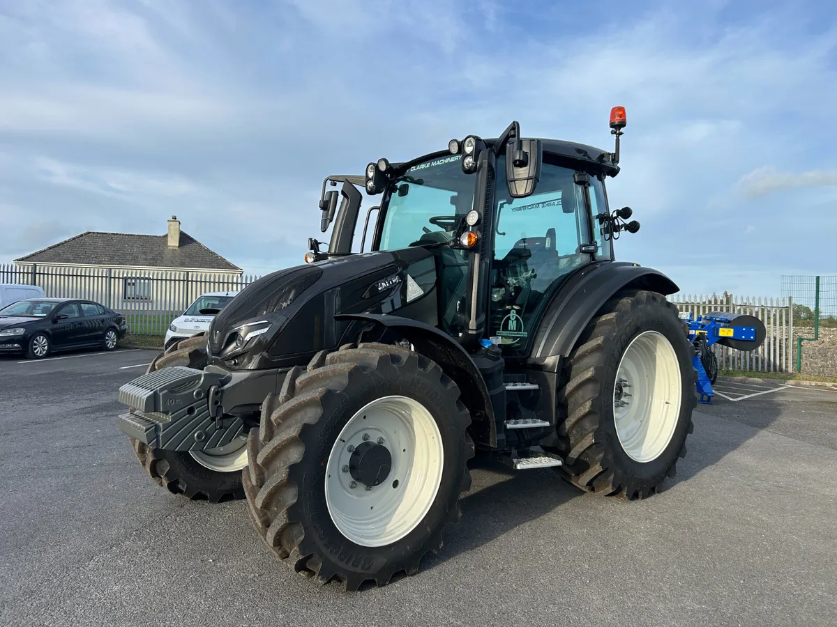 Valtra G135 Active - Image 1