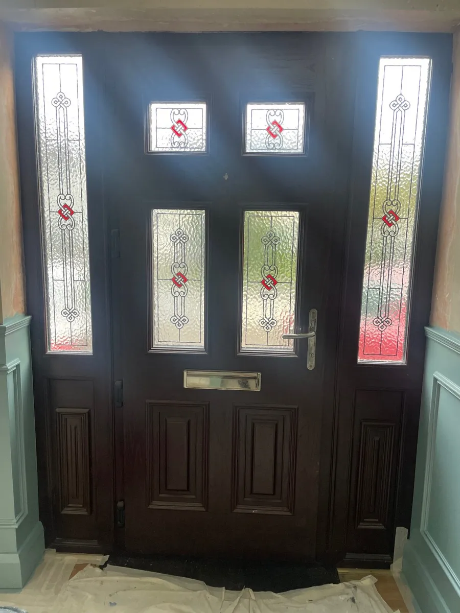 Front composite door - Image 2