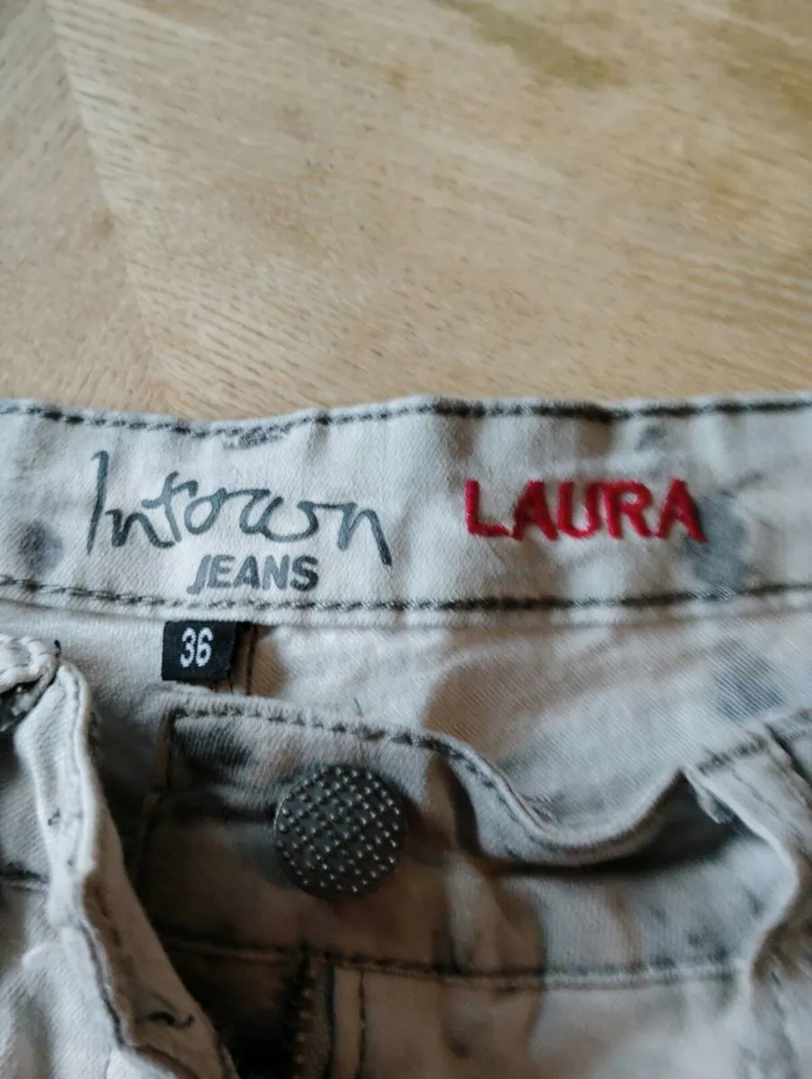Clothes - Image 3