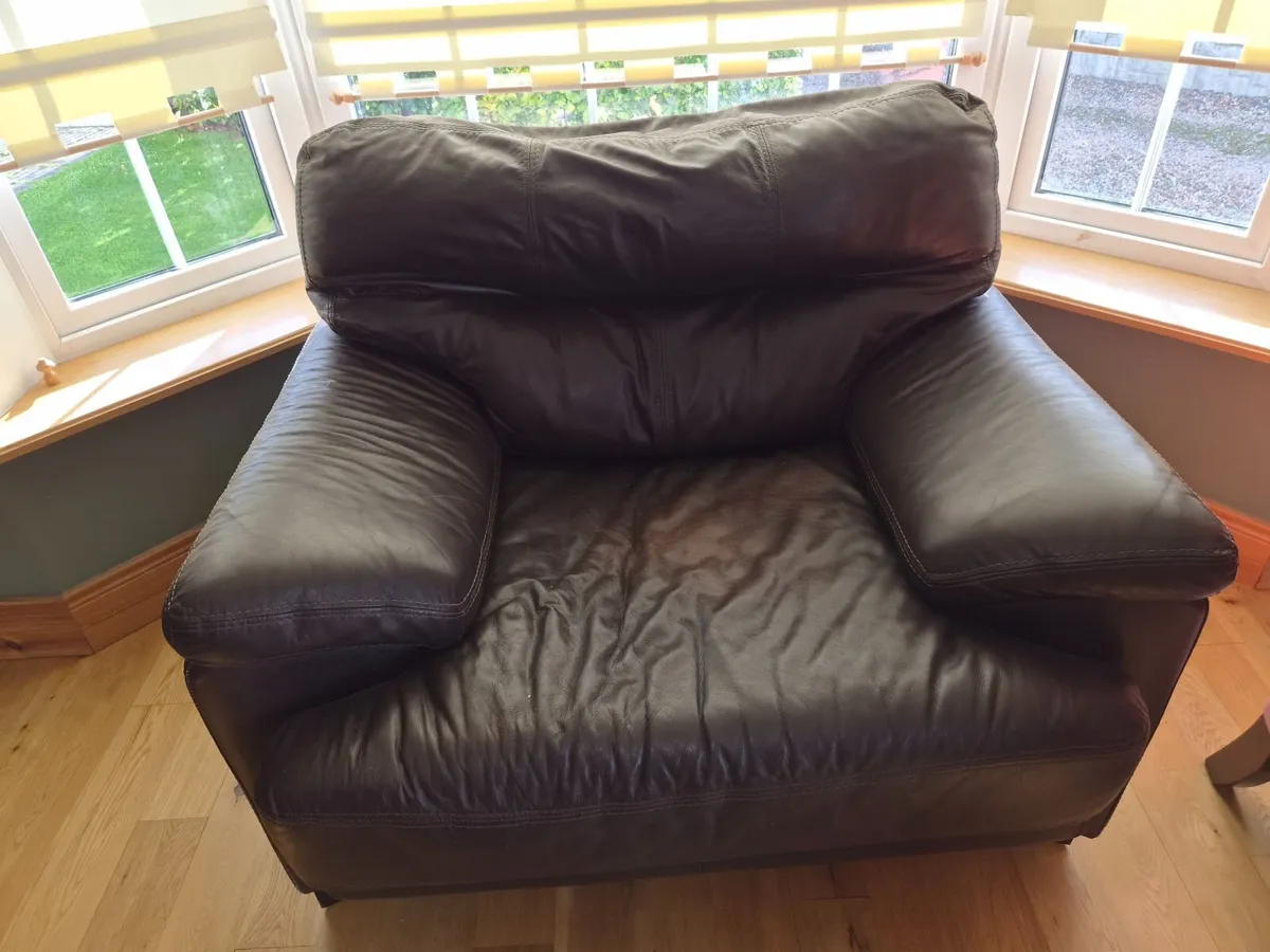 Leather couch & armchair - Image 3