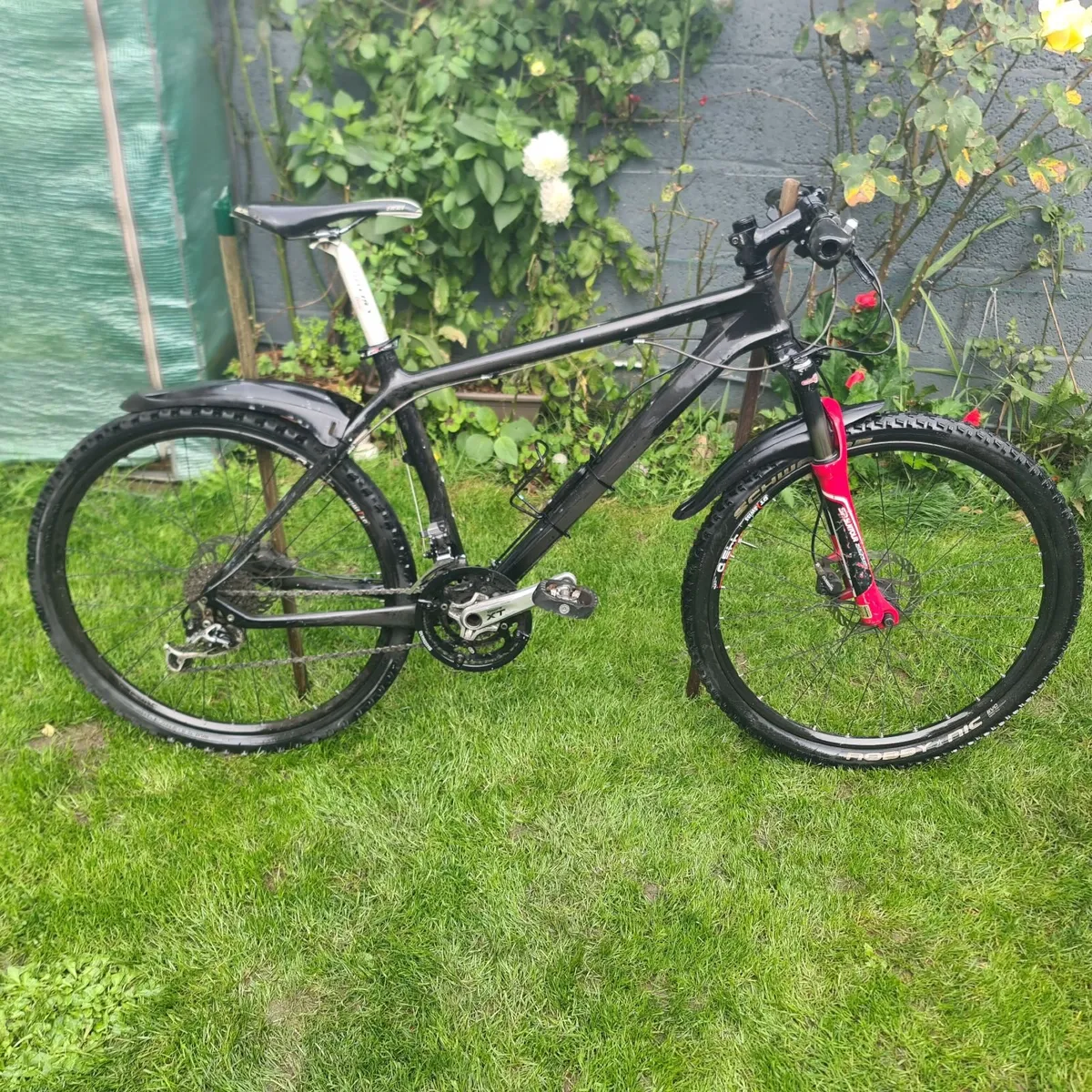 Carbon Frame Mountain Bike - Image 1