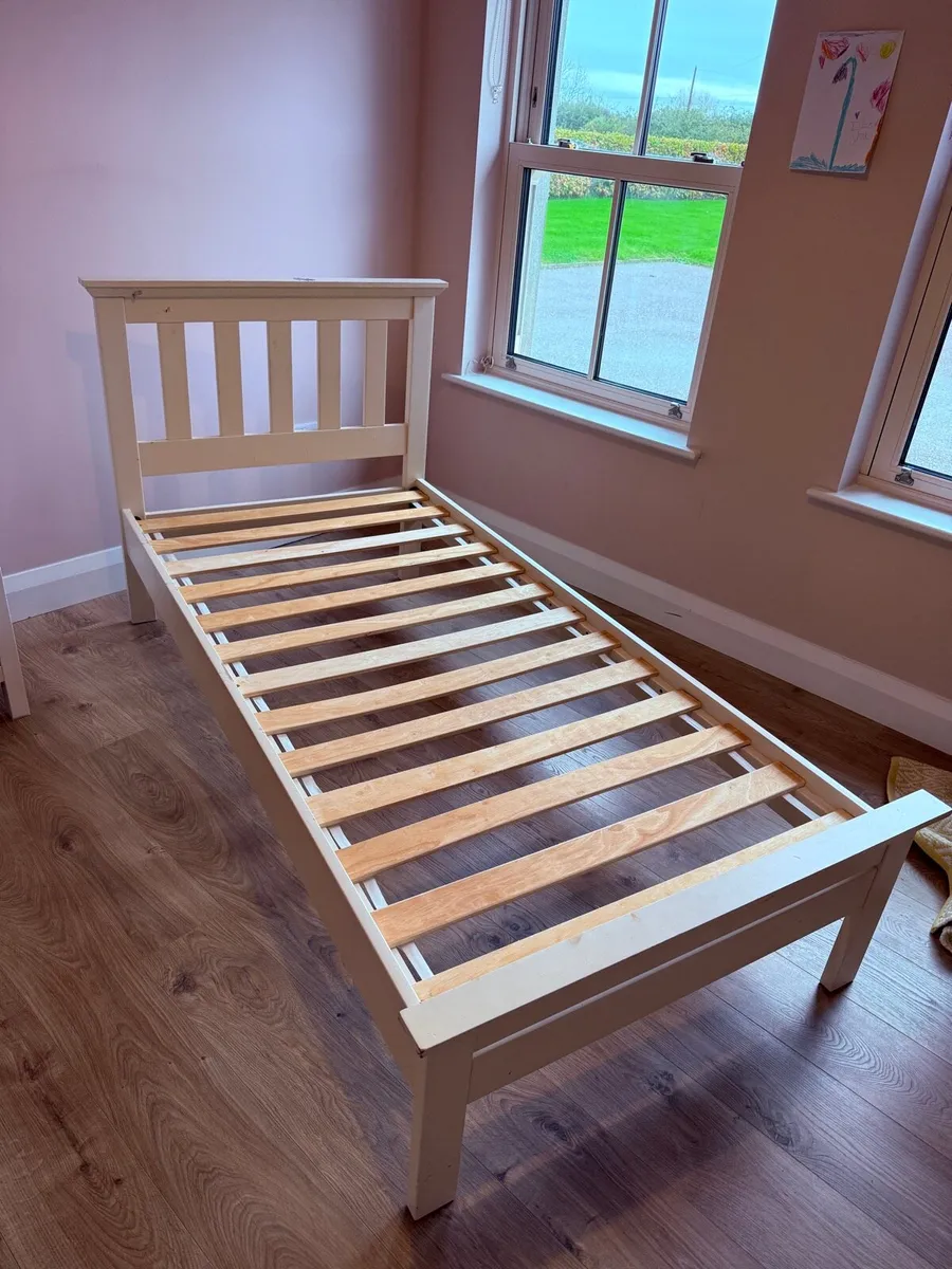 Bed - Image 3