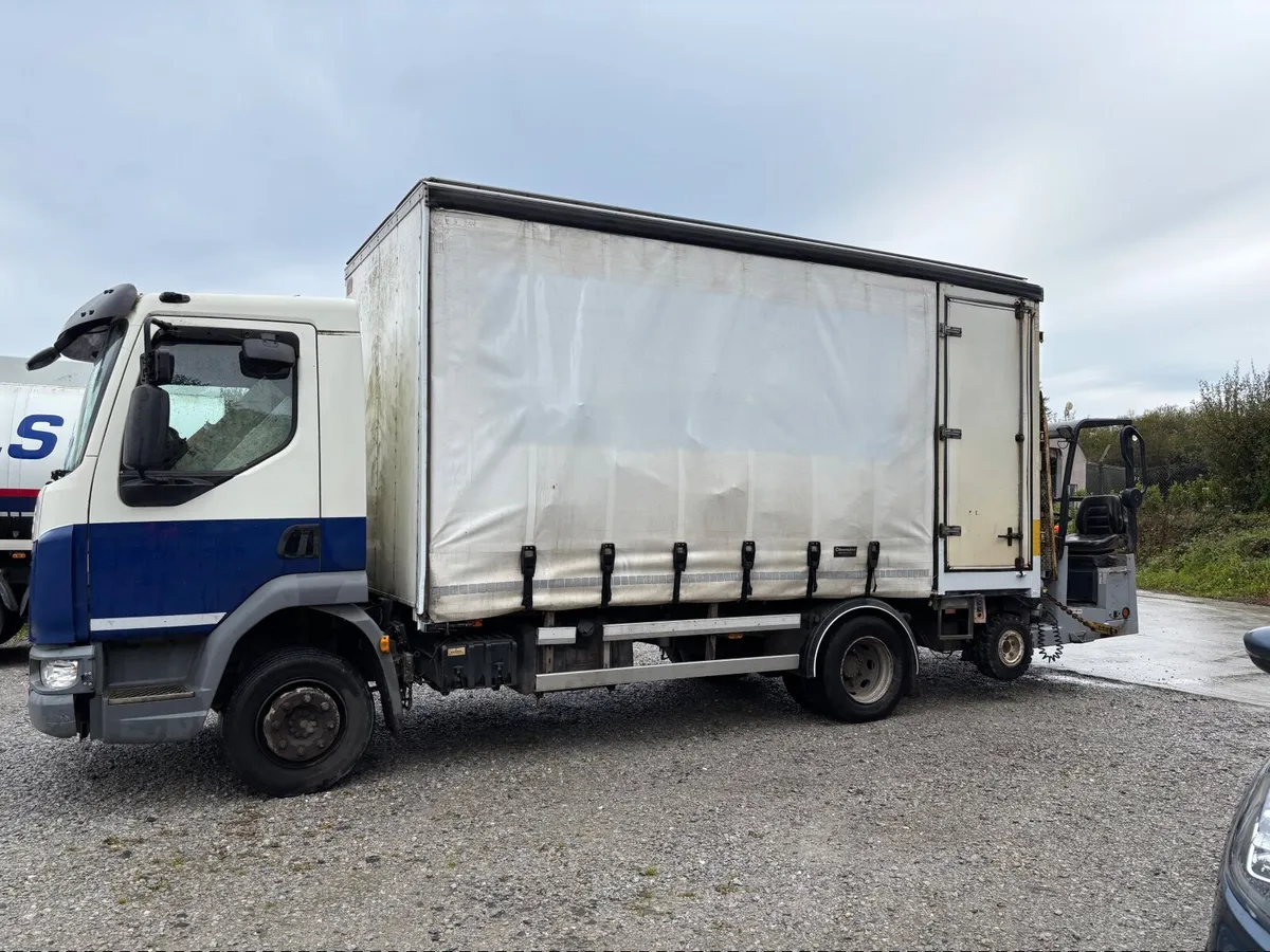 Daf 45 12 ton truck - Image 2