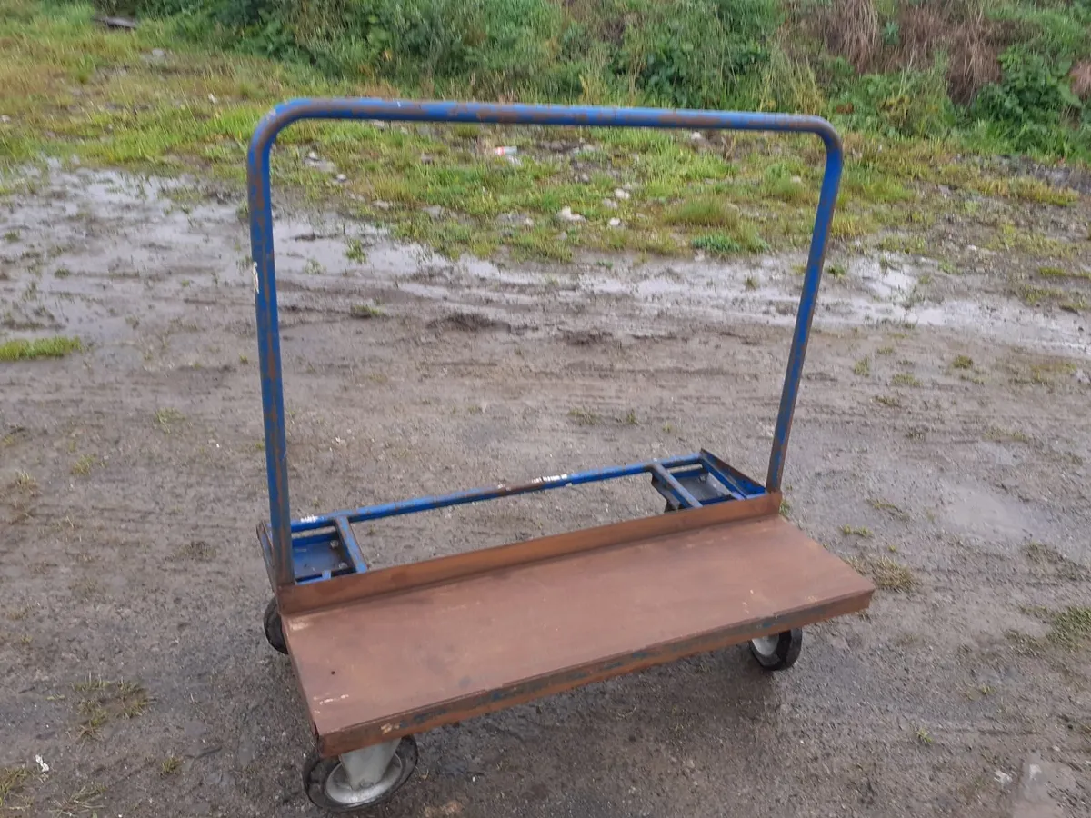 PLASTERBOARD/PLYWOOD TROLLEY - Image 1