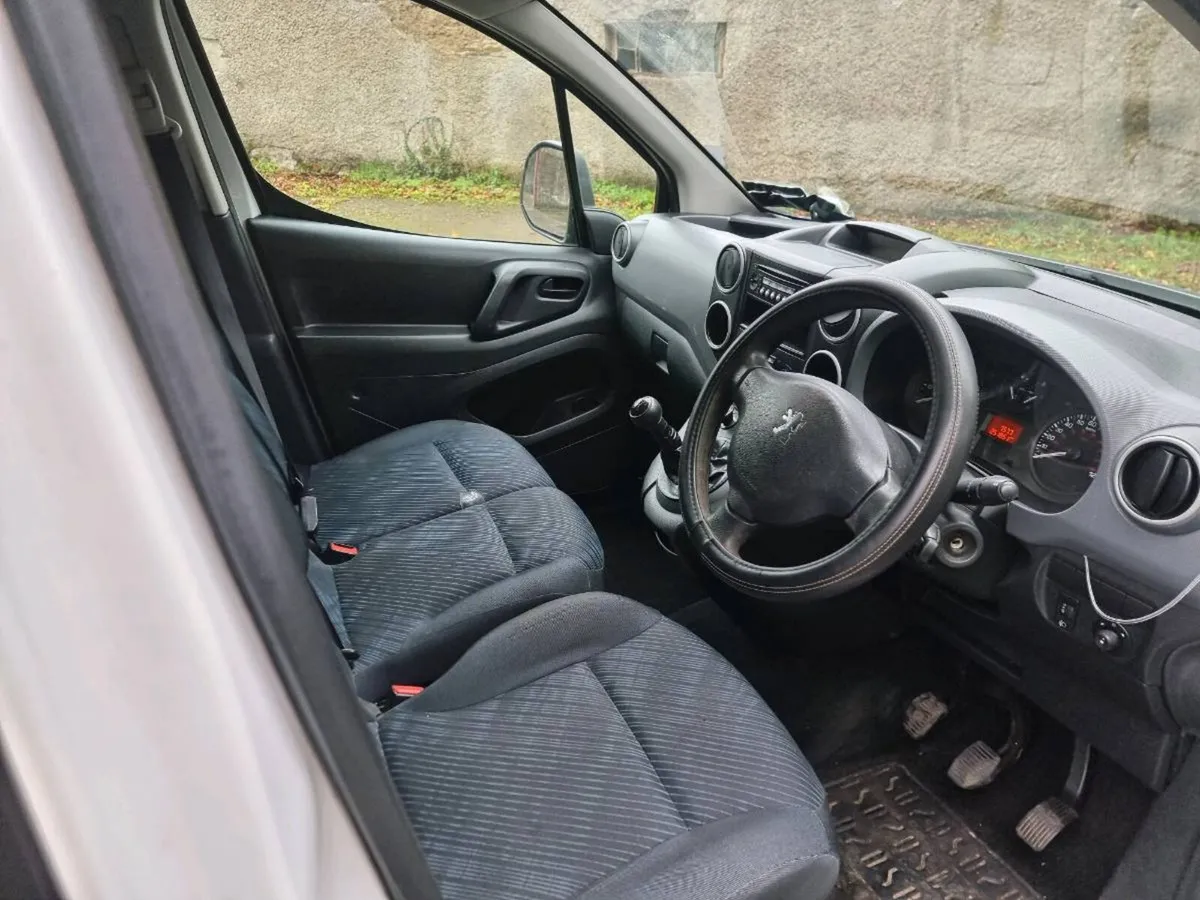 Peugeot Partner cvrt 3 27. - Image 3