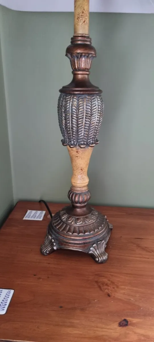 Hall Table and Lamp - Image 4