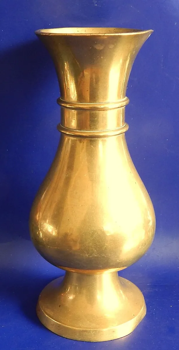 Pair of Small Brass Vintage Church Alter Vases - Image 4