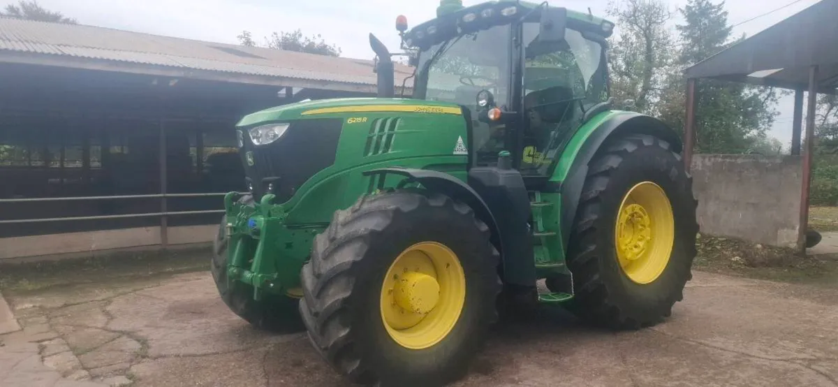 John deere 6215r - Image 1