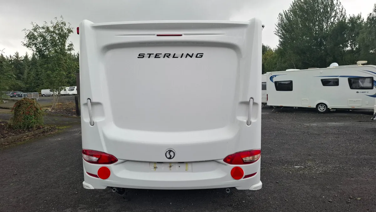 Swift Sterling Eccles  Fixed Bed Caravan - Image 4