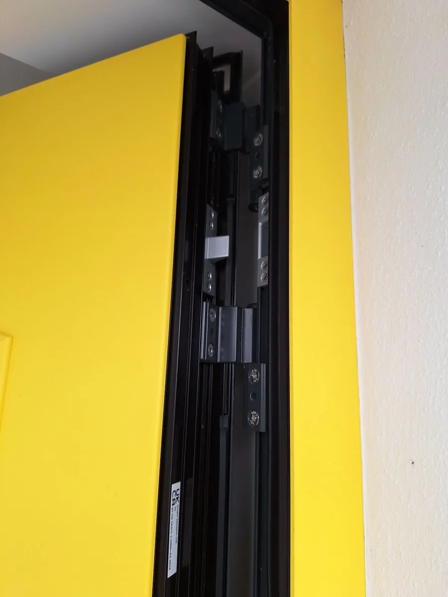 Door - Image 1