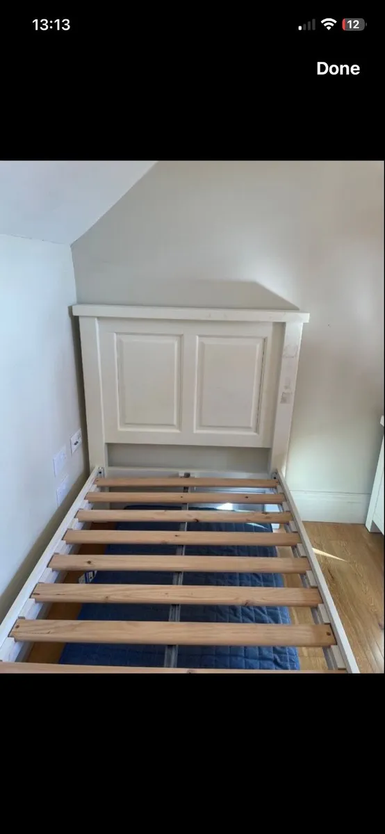 Single bed - Image 2
