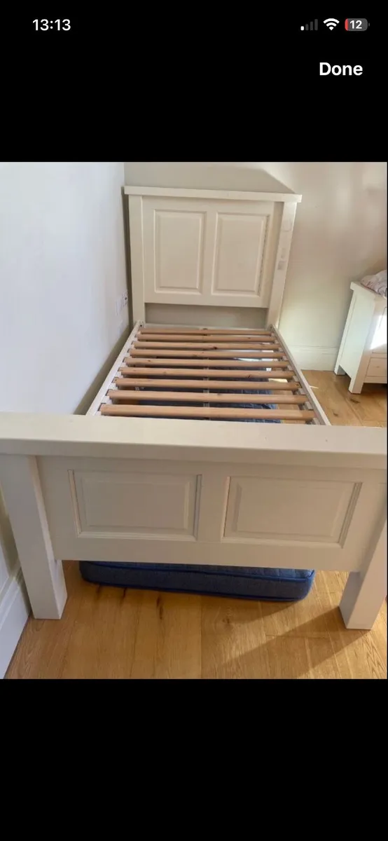 Single bed - Image 3