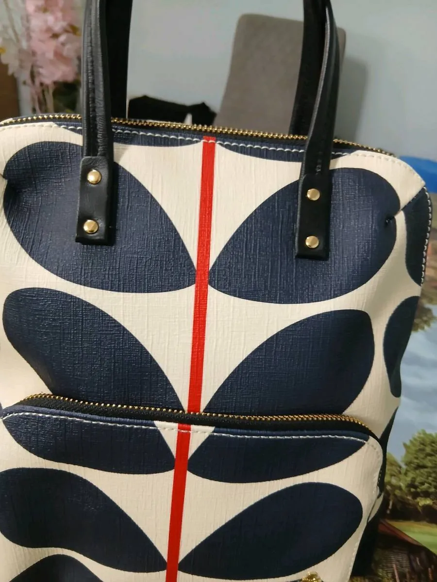 SMALL ORLA KIELY HANDBAG  / BACK PACK NEW - Image 3