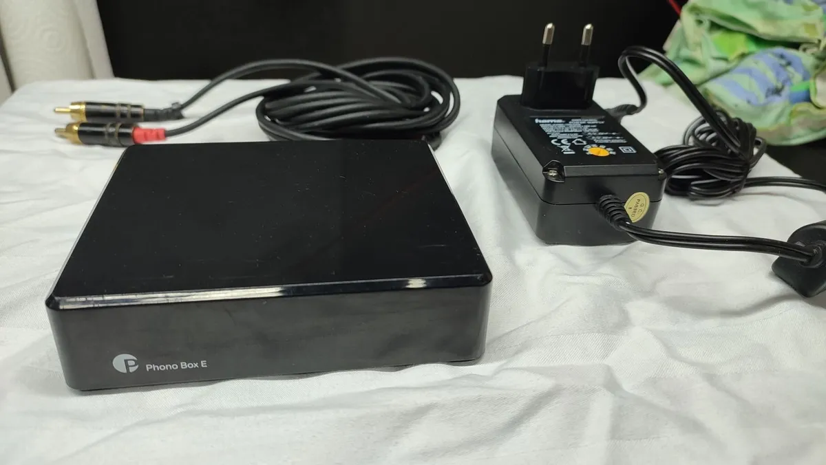 Pro-Ject Phono BOX E,turntable preamplifier.FulSet - Image 2